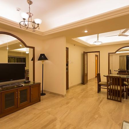 Thane Luaran gambar
