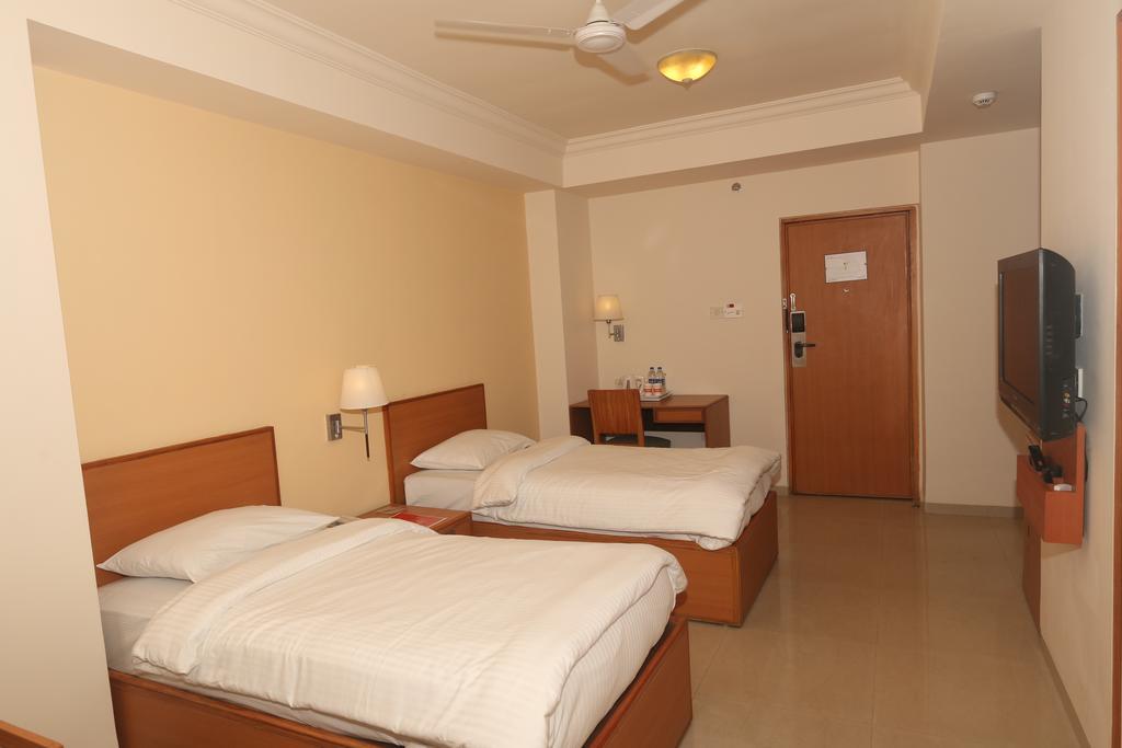 Thane Luaran gambar